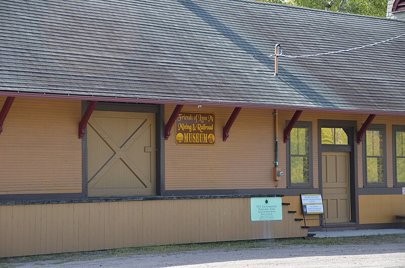 File:Lyon Mt - Historic Train Station 05.JPG