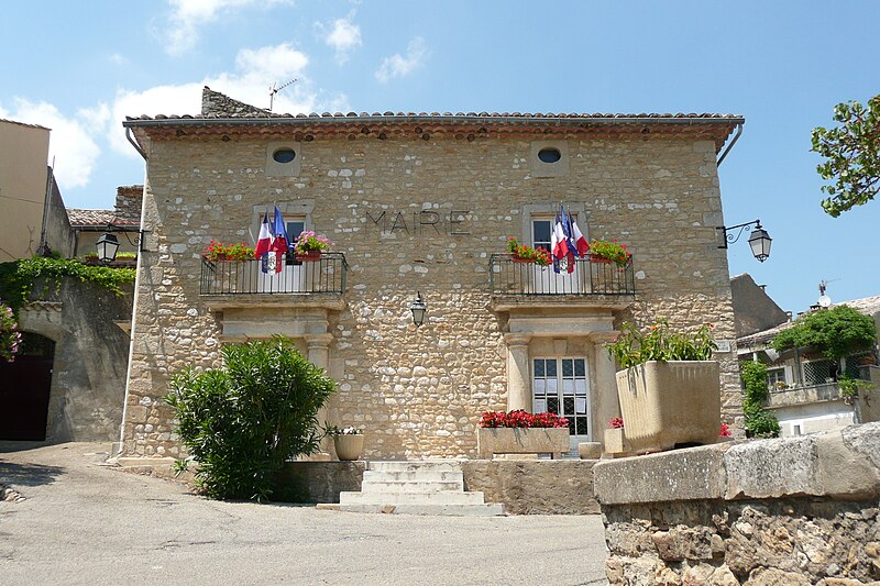 File:Mairie à Saint-André-de-Roquepertuis.JPG