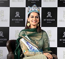 Manushi-Chhillar-snapped-at-a-press-meet-4.jpg