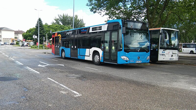 File:Mercedes-Benz Citaro, RITMO, gare de Haguenau 2016.jpg