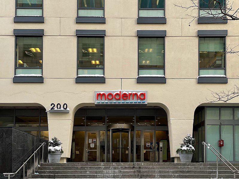 File:Moderna Headquarters, December 2020.jpg