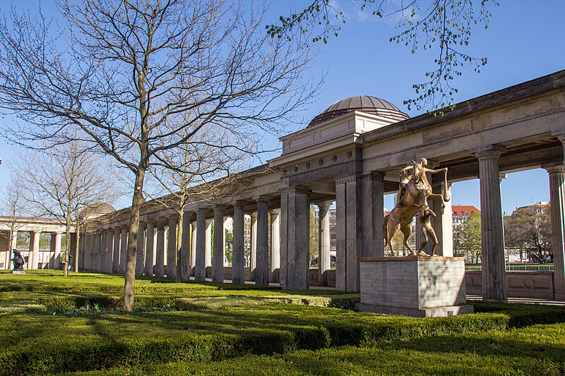 File:Museum Island, Berlin 2017 019.jpg