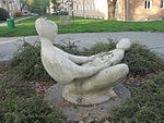 Fountain sculpture "mother with child"