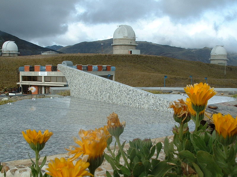 File:National Observatory of Llano del Hato.jpg