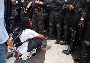 Resistência Não Violenta