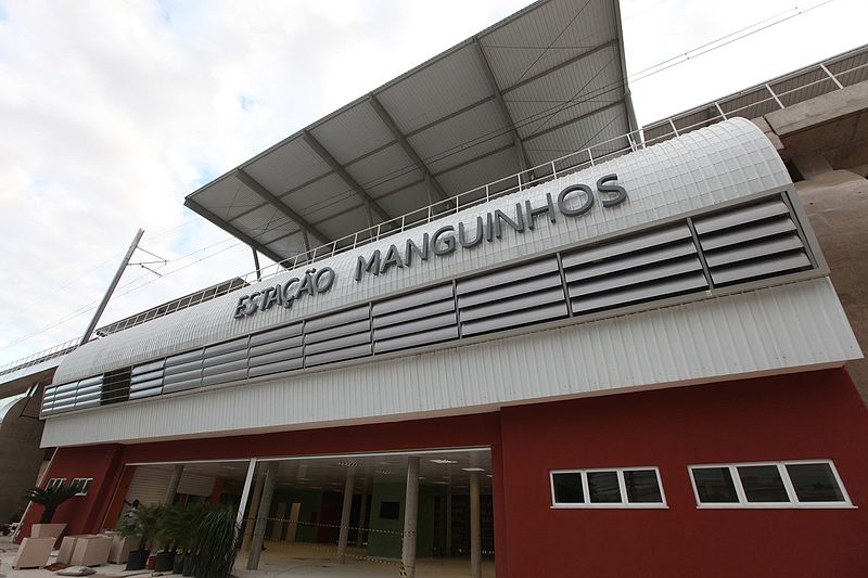 File:Nova Estação de Manguinhos.jpg