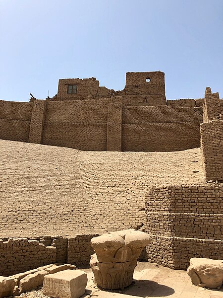 File:Old Enclosure Wall, Temple of Horus at Edfu, Edfu, AG, EGY (48022549988).jpg