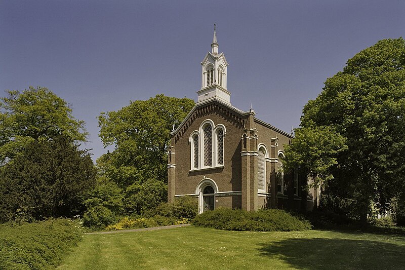 File:Overzicht Gestichtskerk met geveltoren - Bloemendaal - 20407292 - RCE.jpg