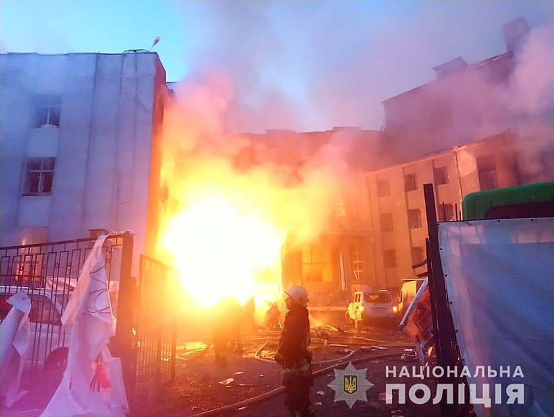 File:Palace of culture of railroad workers after Russian shelling on 18 August 2022 (01).jpg