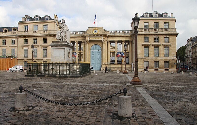 File:Paris-Assemblee nationale-114-Palais Bourbon sued-2017-gje.jpg