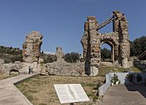 Acueducto romano de Patras 2.jpg