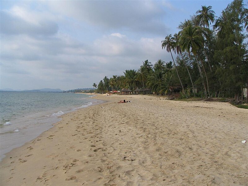 File:Phu quoc beach.JPG