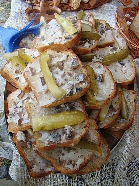 File:Polish bread with pork lard, Sanok 2010.jpg
