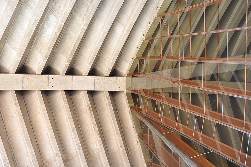 File:Precast concrete panels and concrete ribs that hold the roof - Sydney Opera House (16634592961).jpg