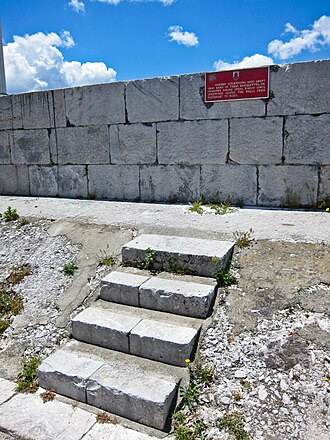 These steps on Prince Albert's Front were called banquettes, or "infantry firing steps", and they at one time were spaced at intervals down the wall from Waterfront to Rosia Bay. Prince Albert's Front banquette.jpg