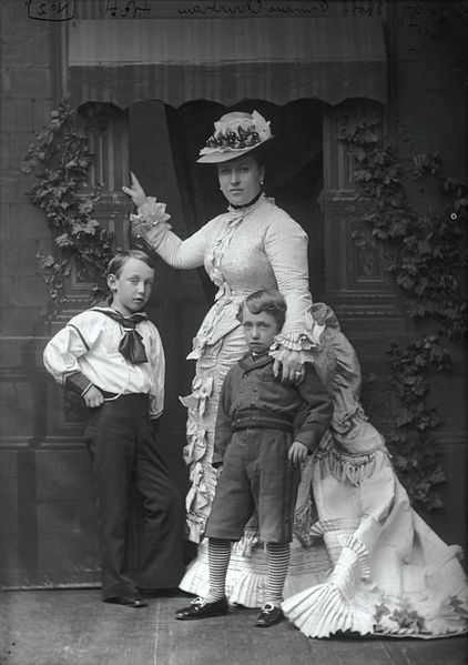 File:Princess Helena Augusta Victoria of Schleswig-Holstein with her two eldest children by Alexander Bassano.jpg