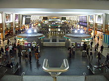 La gare de la Défense.