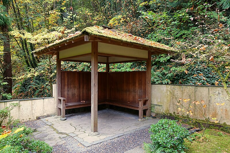 File:Rain shelter - Portland Japanese Garden - Portland, Oregon - DSC08300.jpg