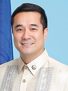 Rep. Francis Gerald Abaya Official Portrait (18th Congress).jpg