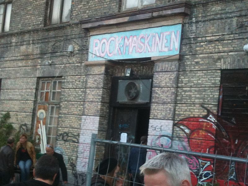 File:Rockmaskinen - Christiania - København - Entrance.JPG