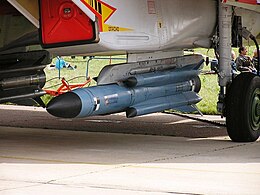 Missile russe -MAKS Airshow 2003.JPG