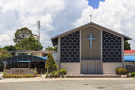 Fail:Sandakan Sabah Cathedral-St-Mary-01.jpg