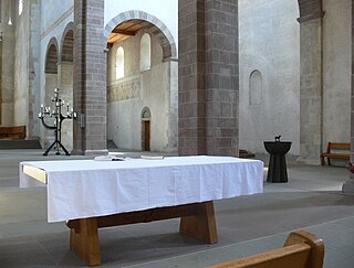 <span class="mw-page-title-main">Communion table</span>