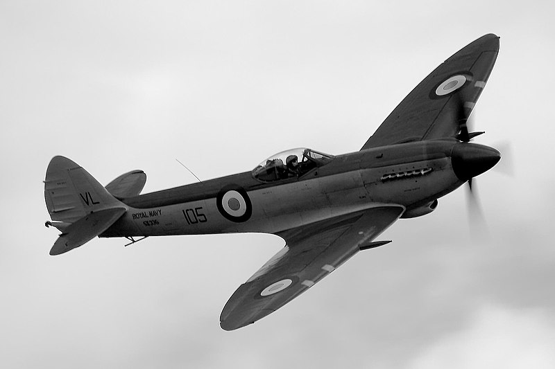 File:Seafire - Duxford 2011 (8564499017).jpg