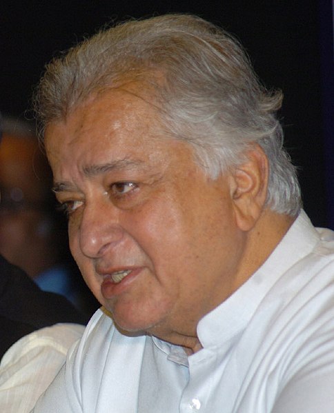 Kapoor in 2005