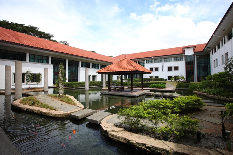 File:Singapore Aviation Academy, Changi Village, Singapore - 20111031.jpg