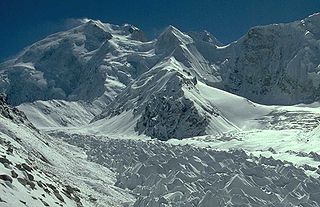 <span class="mw-page-title-main">Skyang Kangri</span> Mountain in Pakistan and China