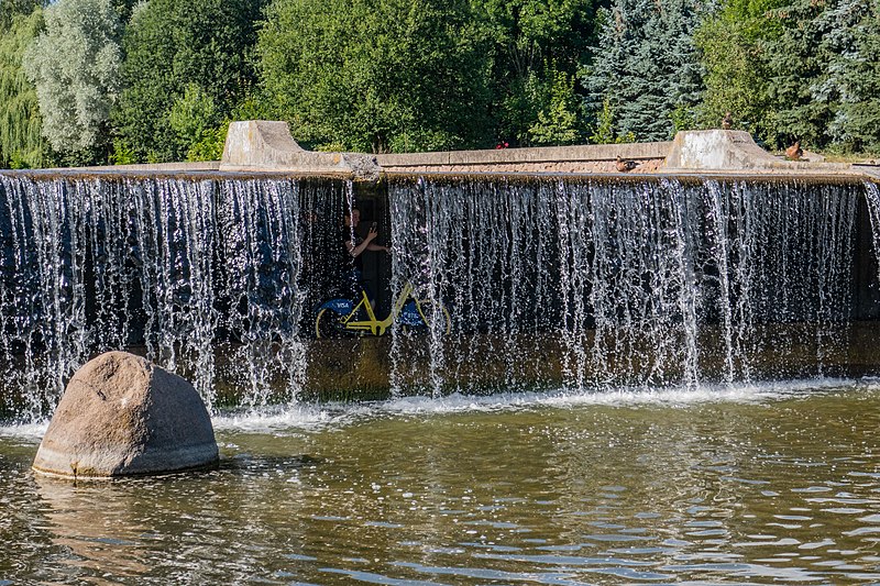 File:Sliapianka water system (Minsk, Belarus) — Слепянская водная система (Минск, Беларусь) 057.jpg