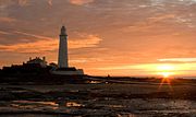 St Marys Lighthouse at Sunrise.jpg