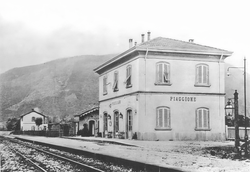 Veduta della stazione dal piano del ferro nei primi del '900