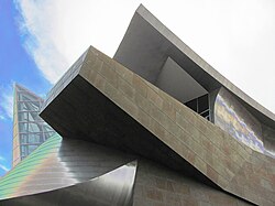 Taubman Museum of Art.jpg