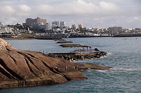 Tenerife Adeje plajı E.jpg