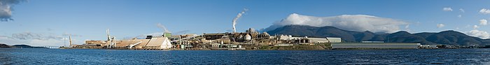 Nyrstar Hobart and Incat shipyard (right) in 2009 The Zinc Works and Incat.jpg