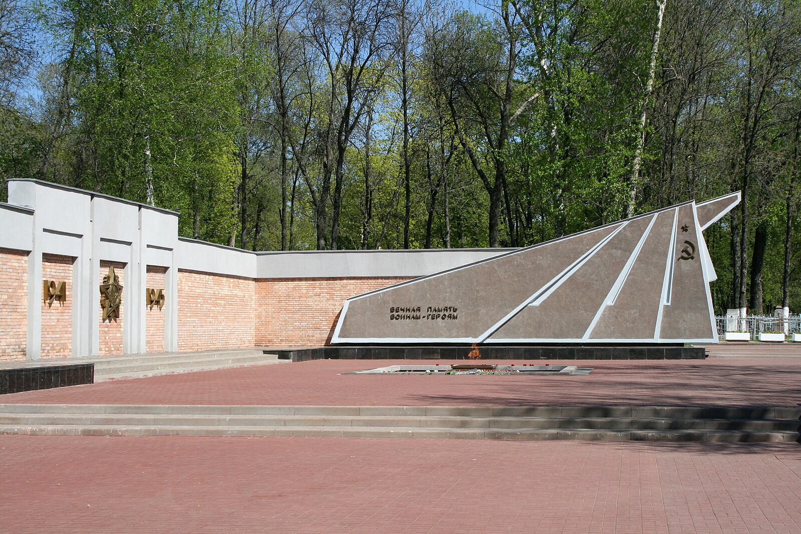 Мемориальный комплекс Скорбященского кладбища