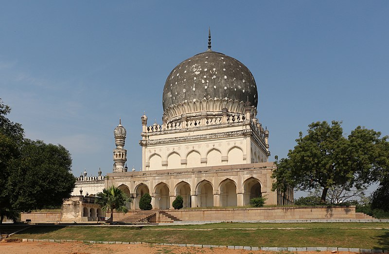 File:Tomb of Hayath Bakshi Begum 01.jpg