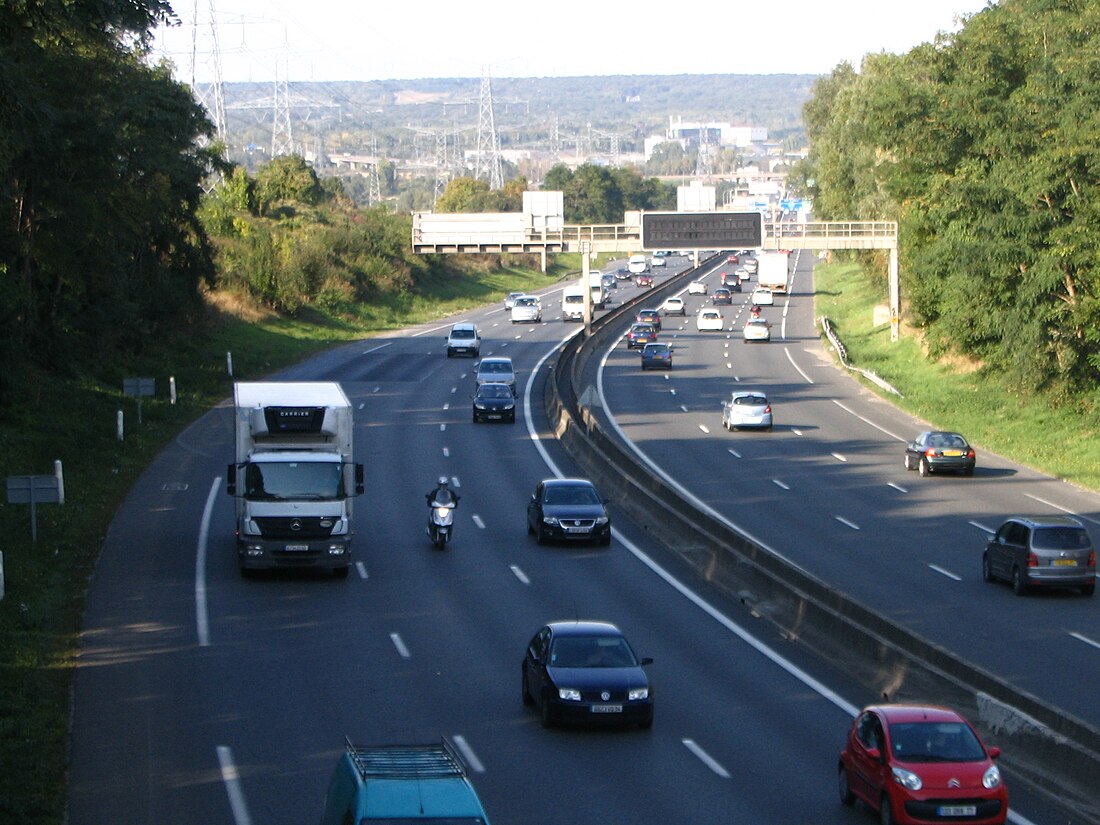 Autoroute A104 (France)