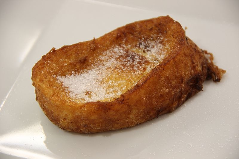 File:Torrija con azúcar.jpg