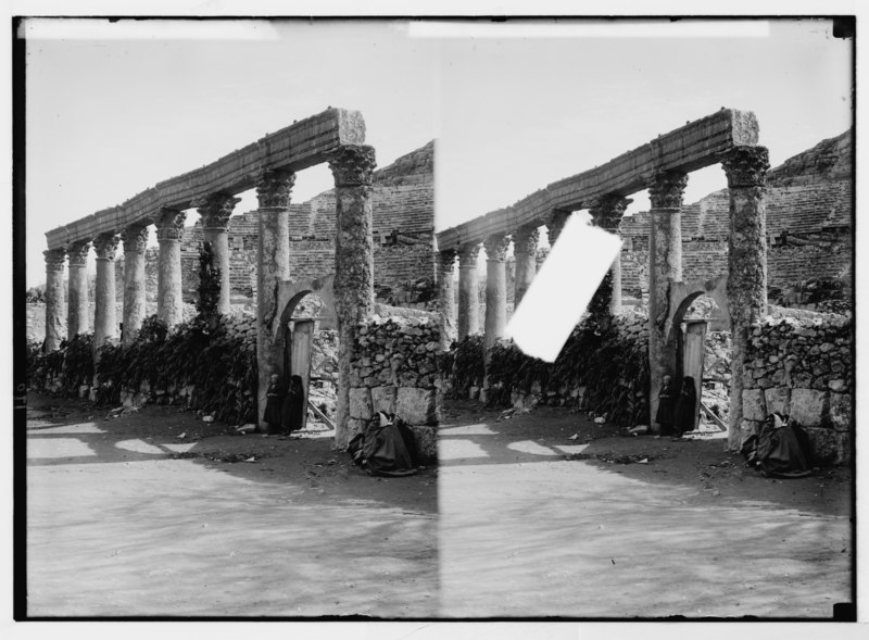 File:Trans-Jordan. Amman. Portion of the main colonnade. LOC matpc.05951.tif