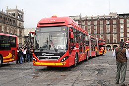 Transporte público de la Ciudad de México -i --- i- (27543562250) .jpg