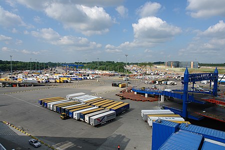 Travemuende Faehrhafen 06