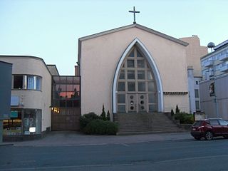 <span class="mw-page-title-main">Free church</span> Christian denomination independent of the state