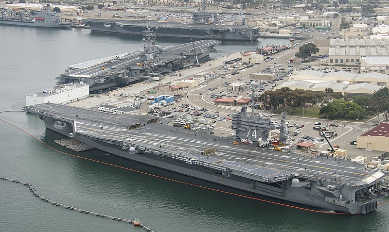File:USS Carl Vinson (CVN-70), USS Ronald Reagan (CVN-76) and USS John C. Stennis (CVN-74) at NAS North Island in June 2015 (cropped).JPG
