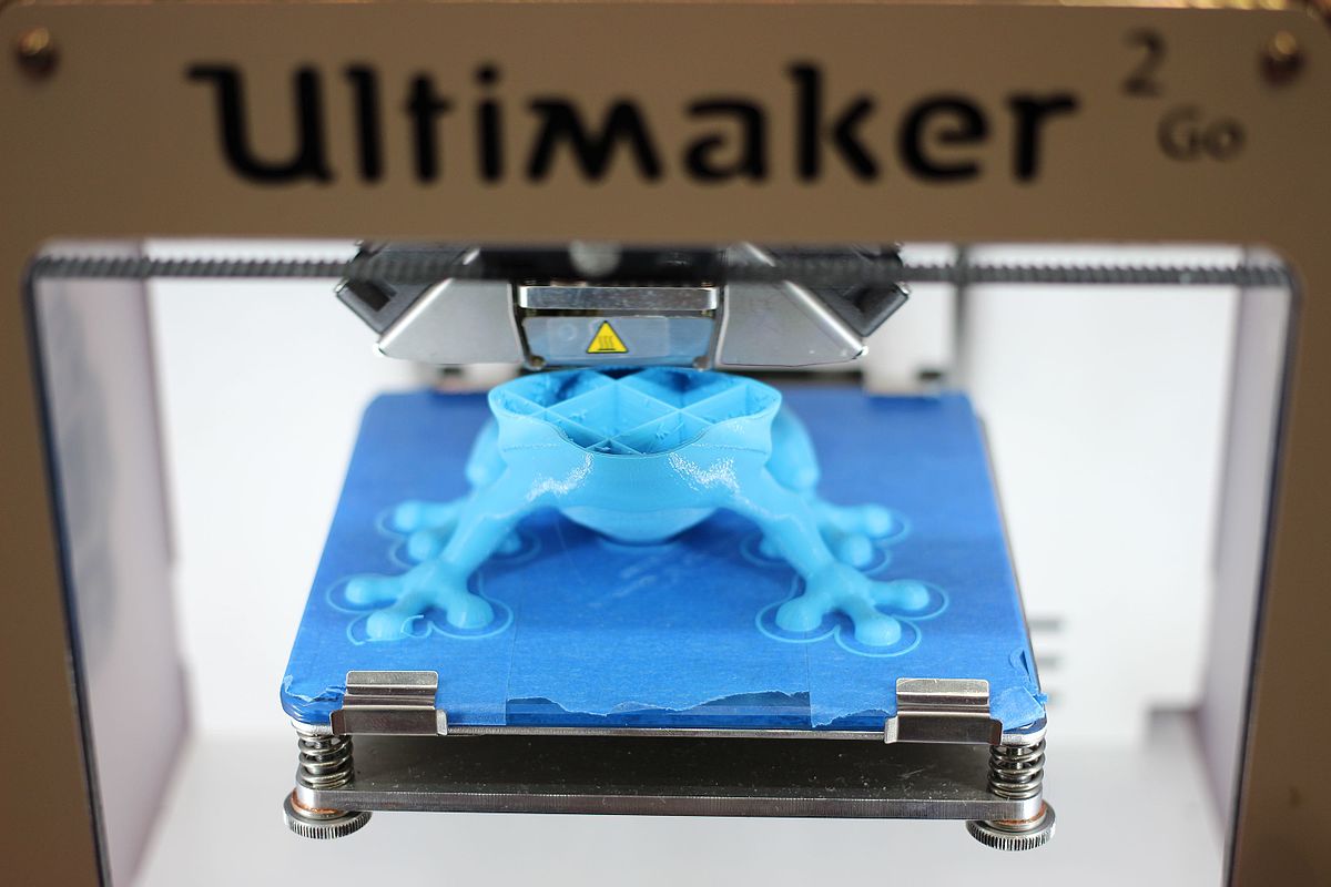 Un filament d'impression 3D pour fabriquer des objets en métal pur