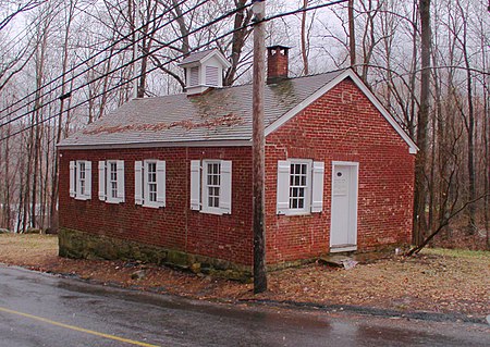 Umpawaugschoolhouse