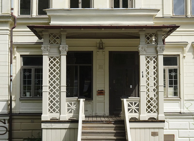 File:Villa Bellevue, 2017c.jpg