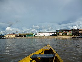 Vista de Benjamin Constant, fronteira com o Peru.